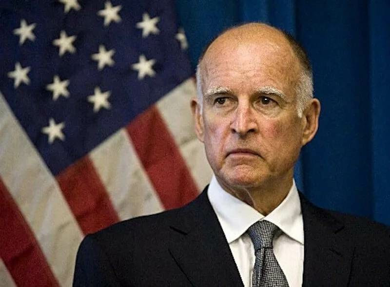 New California Law Limits How Much Water People Can Use – Including Monitoring Toilet Flushes, Showers Jerry-brown-1