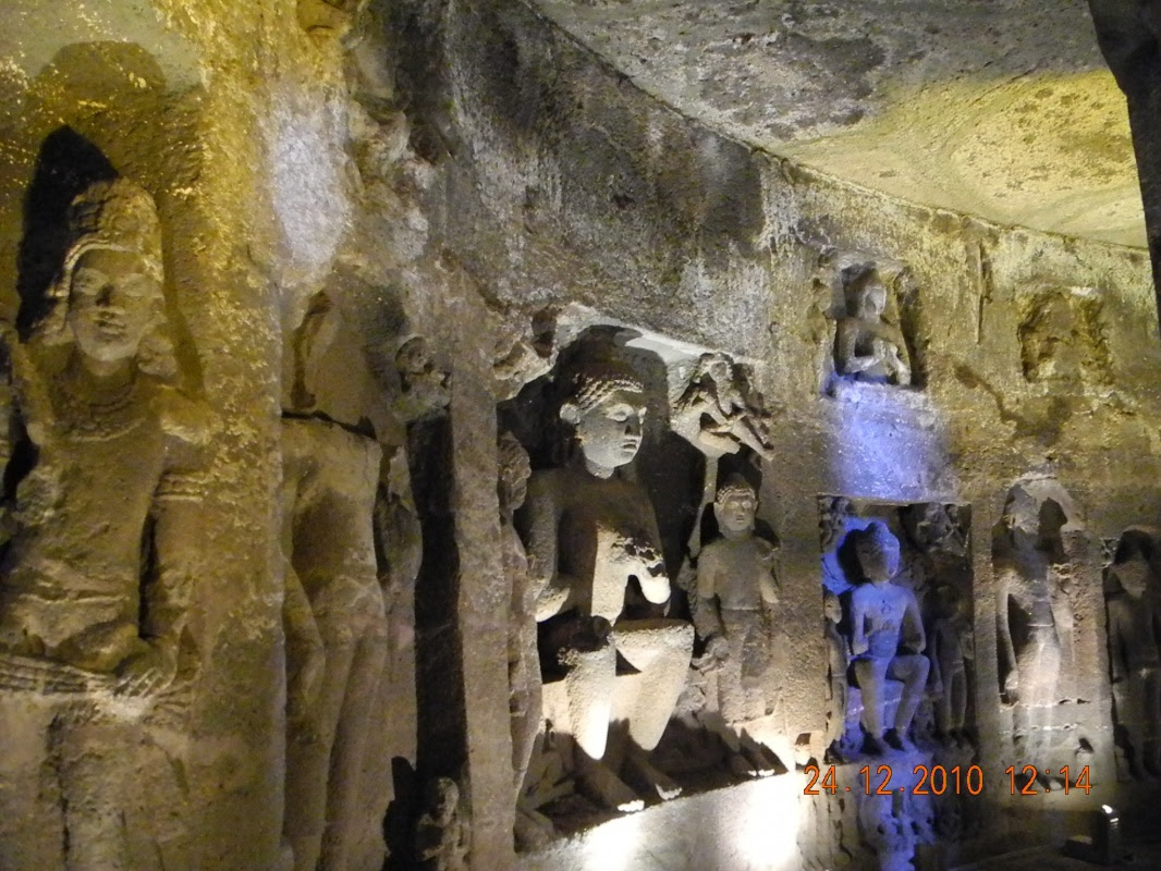 Пещерные храмы Эллоры (Ellora Caves)