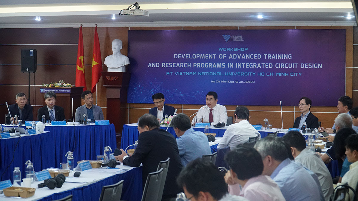 ĐHQG-HCM góp phần phát triển công nghiệp vi mạch Việt Nam