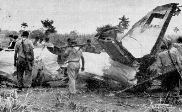 Uno de los aviones mercenarios derribados por la fuerza Aérea Revolucionaria