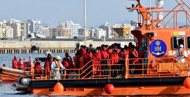 Spain and Morocco reach deal to curb irregular migration flows