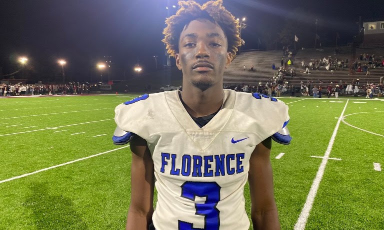jahlil Hurley poses for picture after Florence game