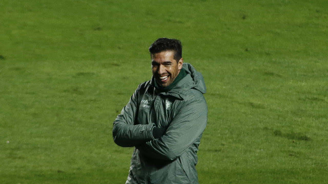 Abel Ferreira destaca busca pela calma em campo como trunfo do Palmeiras