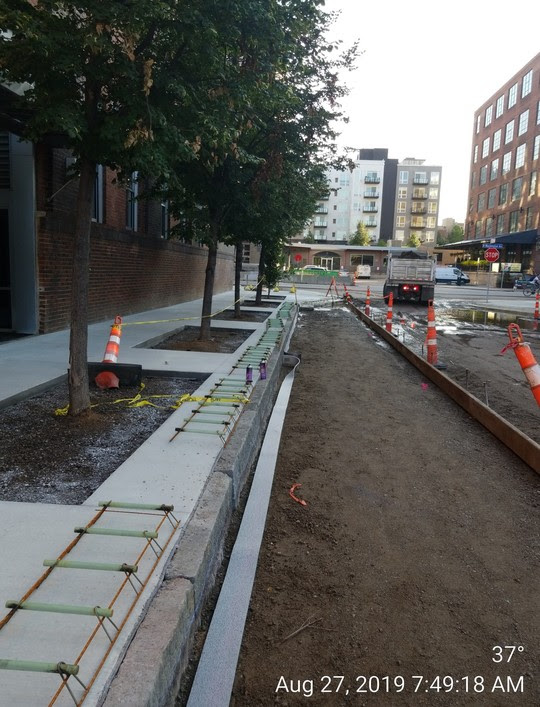 8th Ave N Sidewalk