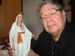 PADRE TOMAS CON LA IMAGEN DE LA VIRGEN
