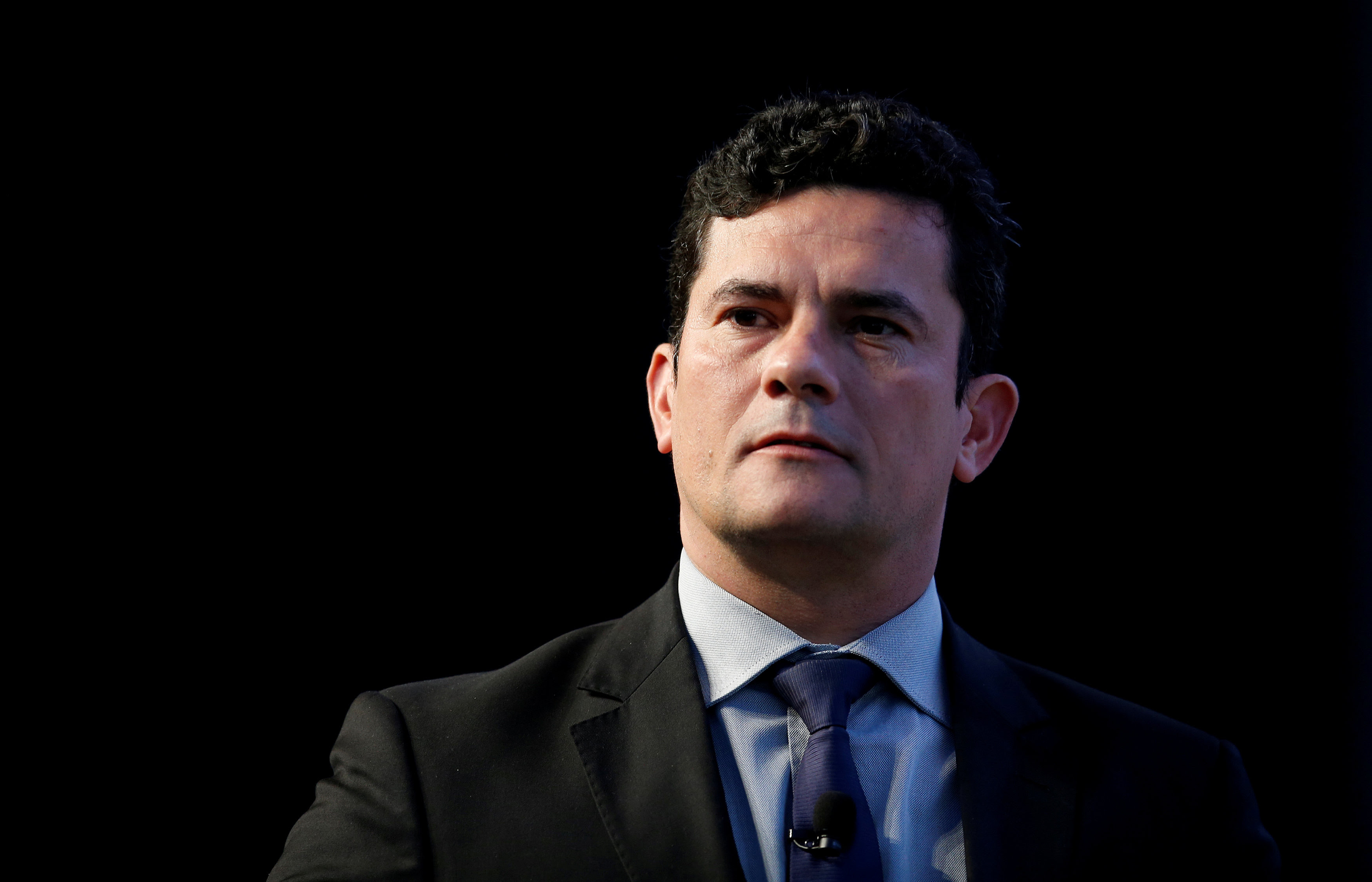 Moro chega ao Rio para decidir se aceita o ministério da Justiça Moro chega ao Rio para decidir se aceita o ministério da Justiça