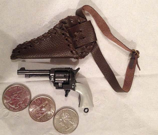 The "gun" in question (Phyllis May via King5.com)