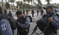 Small blog israel riot police