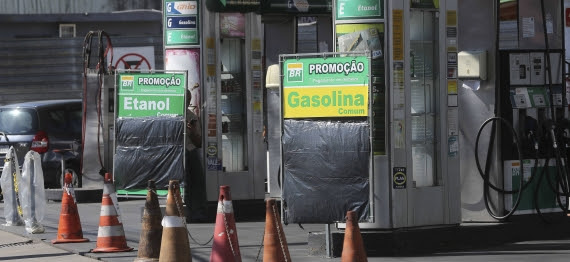 AGU e Petrobras pedem ao TST liminar para impedir greve dos petroleiros