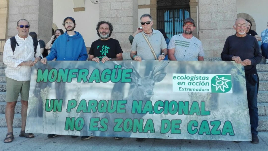 La caza es innecesaria en
el Parque Nacional de
Monfragüe