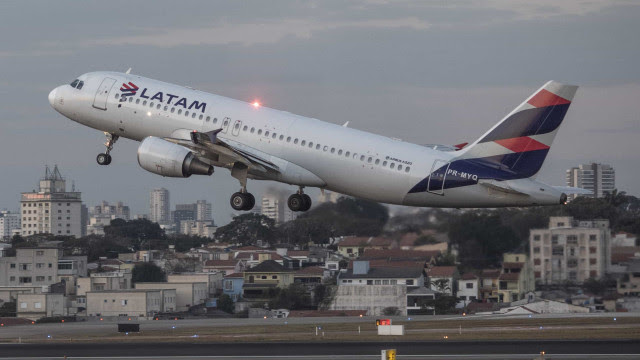 Mulher morre durante voo entre São Paulo e Paris