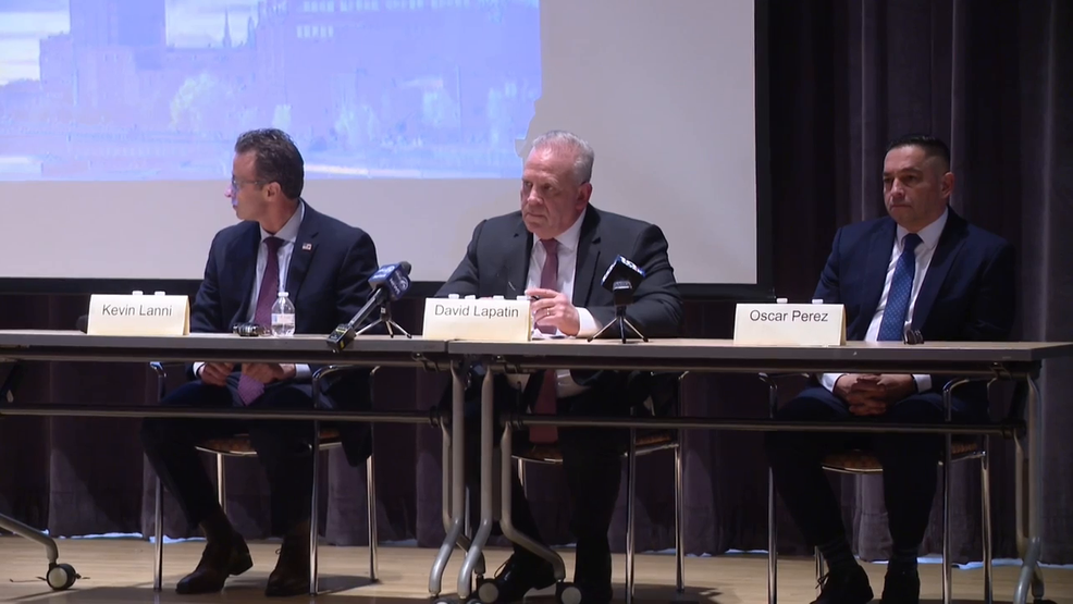  Providence police chief finalists face questions in public forum