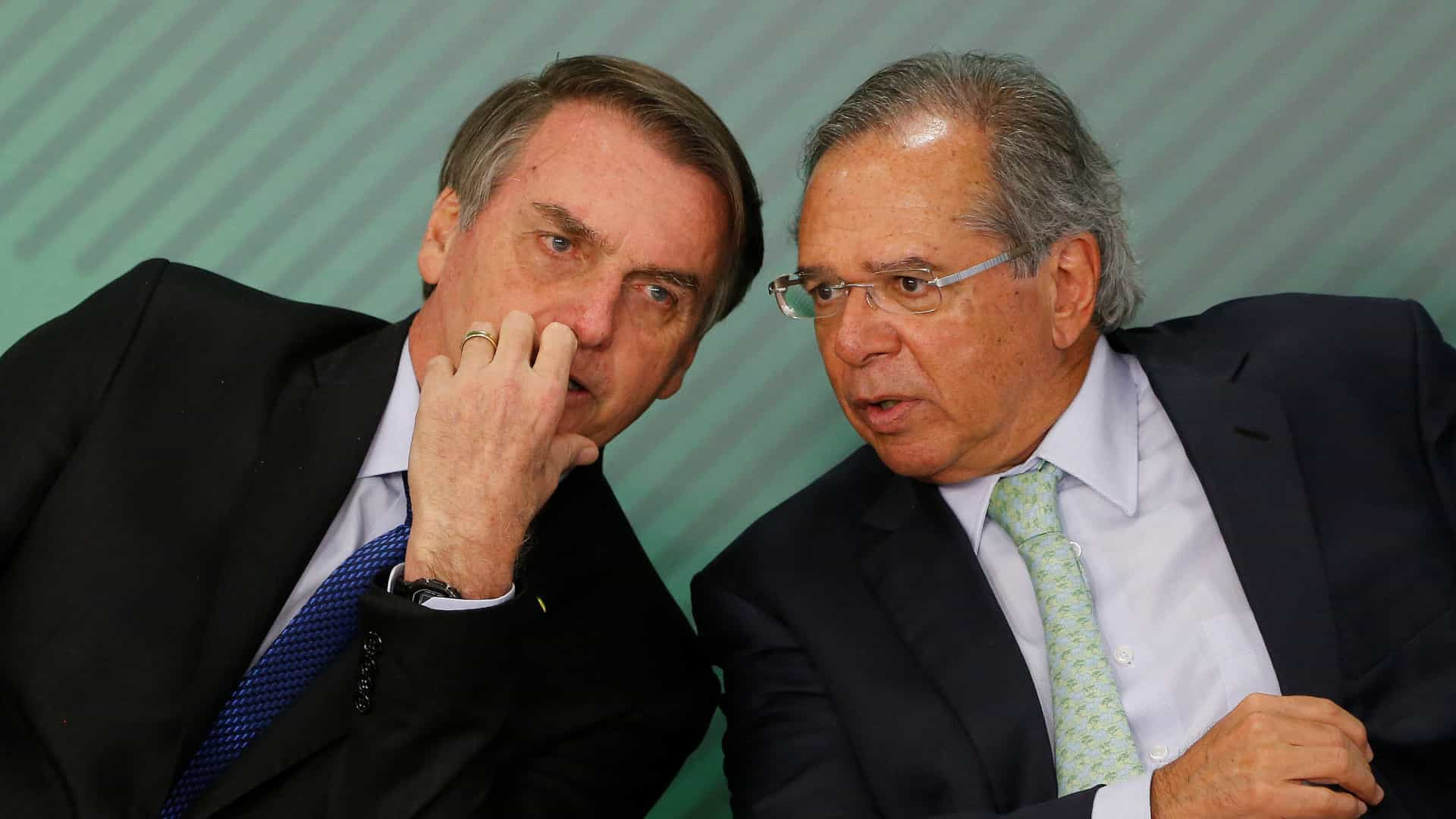 Bolsonaro: 'Ideia de furar o teto de gastos existe, qual o problema?'