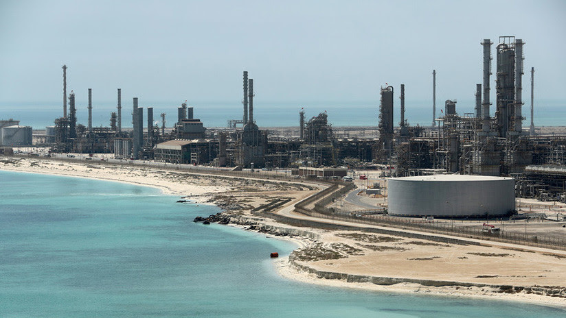 Arabia Saudita amenaza con dejar de vender el petróleo en dólares si EE.UU. aprueba la ley 'NOPEC'