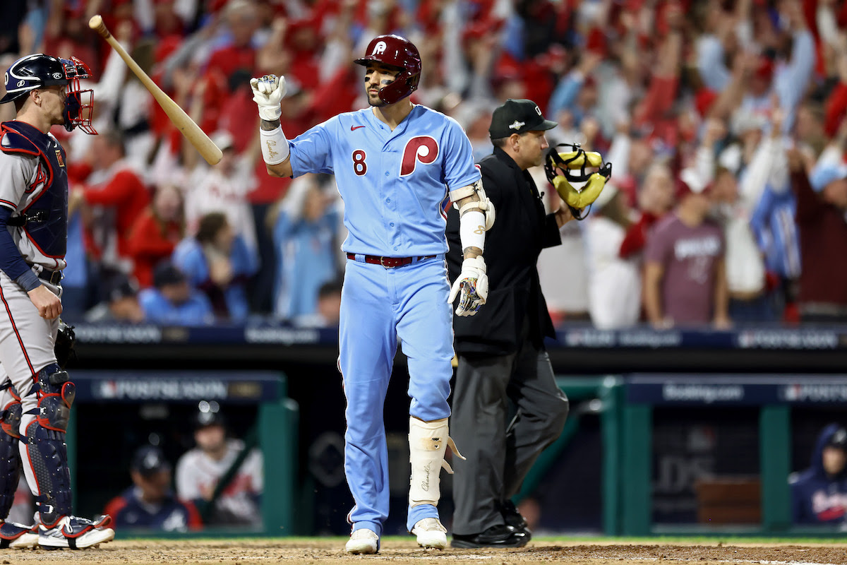 Donovan Mitchell brings out brooms for Mets subway series sweep