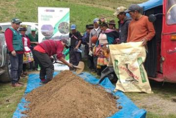 Agricultores de Kulluchaca reciben tecnología para conservación ecológica de suelos
