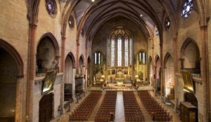 France: Muslim migrant disrupts Christmas mass, screaming that he is a Muslim