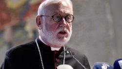 Monseñor Paul Richard Gallagher, Secretario para las Relaciones con los Estados y las Organizaciones Internacionales de la Santa Sede.