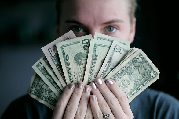 How to become rich in life How to become rich in life