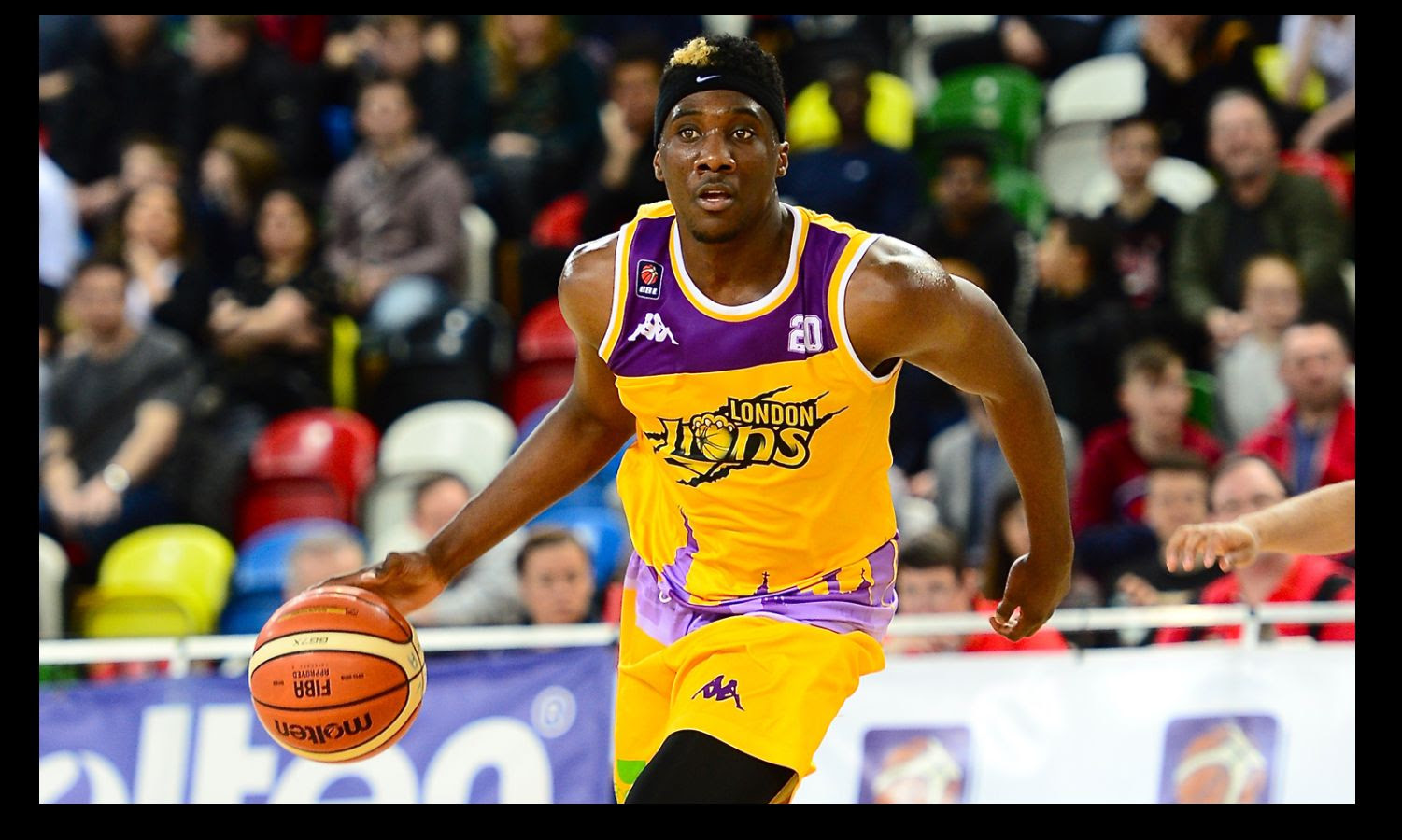 London Lions vs Cal Poly Mustangs