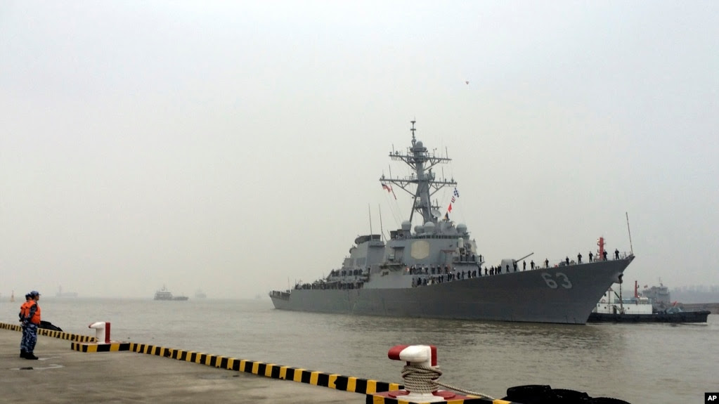 Khu trục hạm Mỹ USS Stethem thăm cảng Thượng Hải, Trung Quốc (ảnh tư liệu 16/11/2015) 
