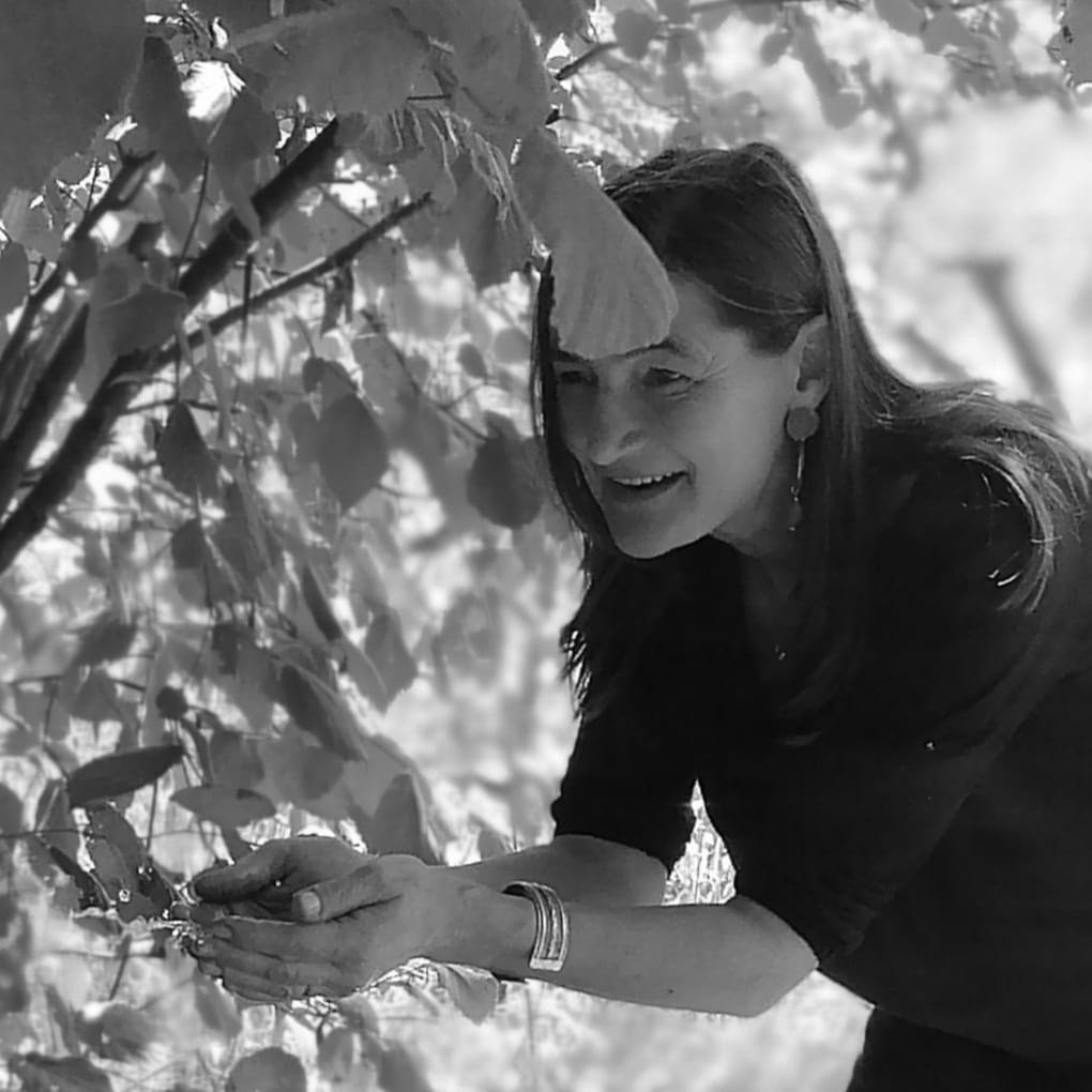 Portrait of Christina Wildhaber, expert for old types of vegetables and fruit as well as flowers and herbs