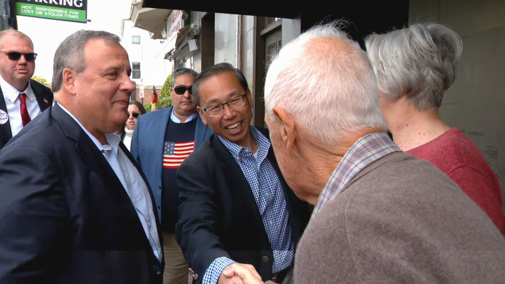  Chris Christie campaigns with Allan Fung on Federal Hill