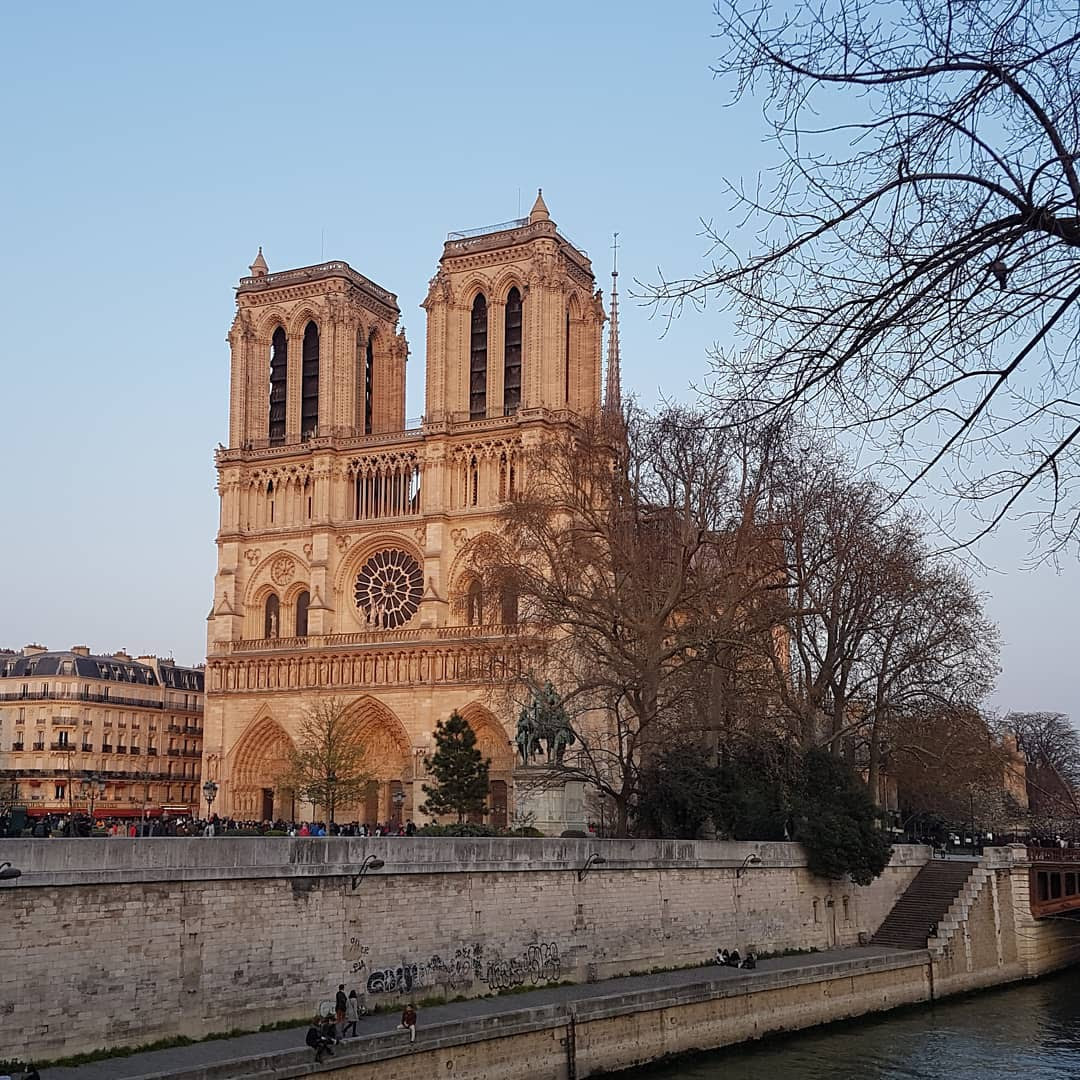 Sửng sốt với 8 bí mật về Nhà thờ Đức Bà Paris: Điều thứ 3 khiến không ít người nổi da gà! - Ảnh 11.
