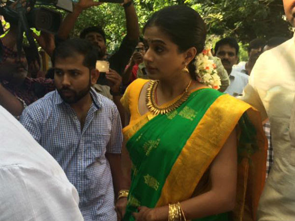 Actress Priyamani gets married in Bengaluru registrar office