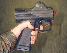 HK P11 mit pruefgeraet.jpg