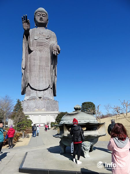 Chiêm bái tượng Phật bằng đồng lớn nhất thế giới ở Nhật Bản - 11
