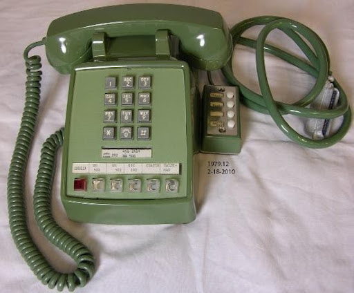 green telephone.jpg
