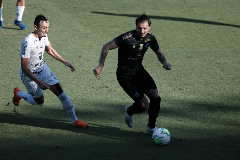 Na Vila Belmiro, Santos e Ceará se enfrentaram pela ida das oitavas de final da Copa do Brasil