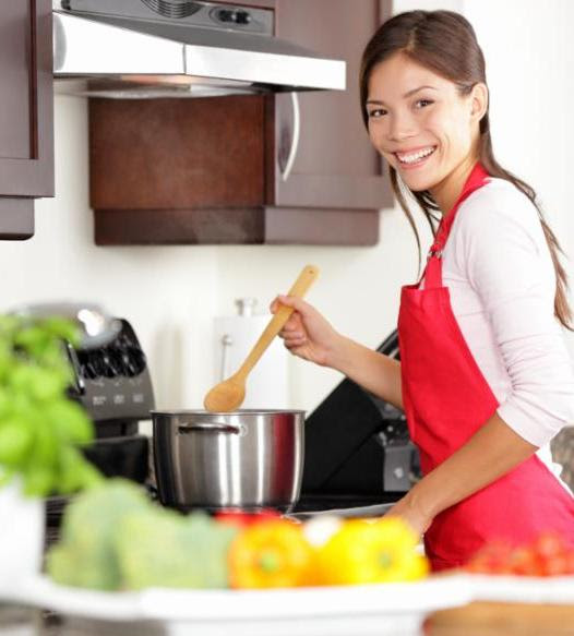 woman_cooking_kitchen.jpg
