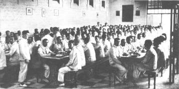 vista interior comedor Reformatorio Adultos Alicante 1931_Mndo Gráfico vista interior comedor Reformatorio Adultos Alicante 1931_Mndo Gráfico
