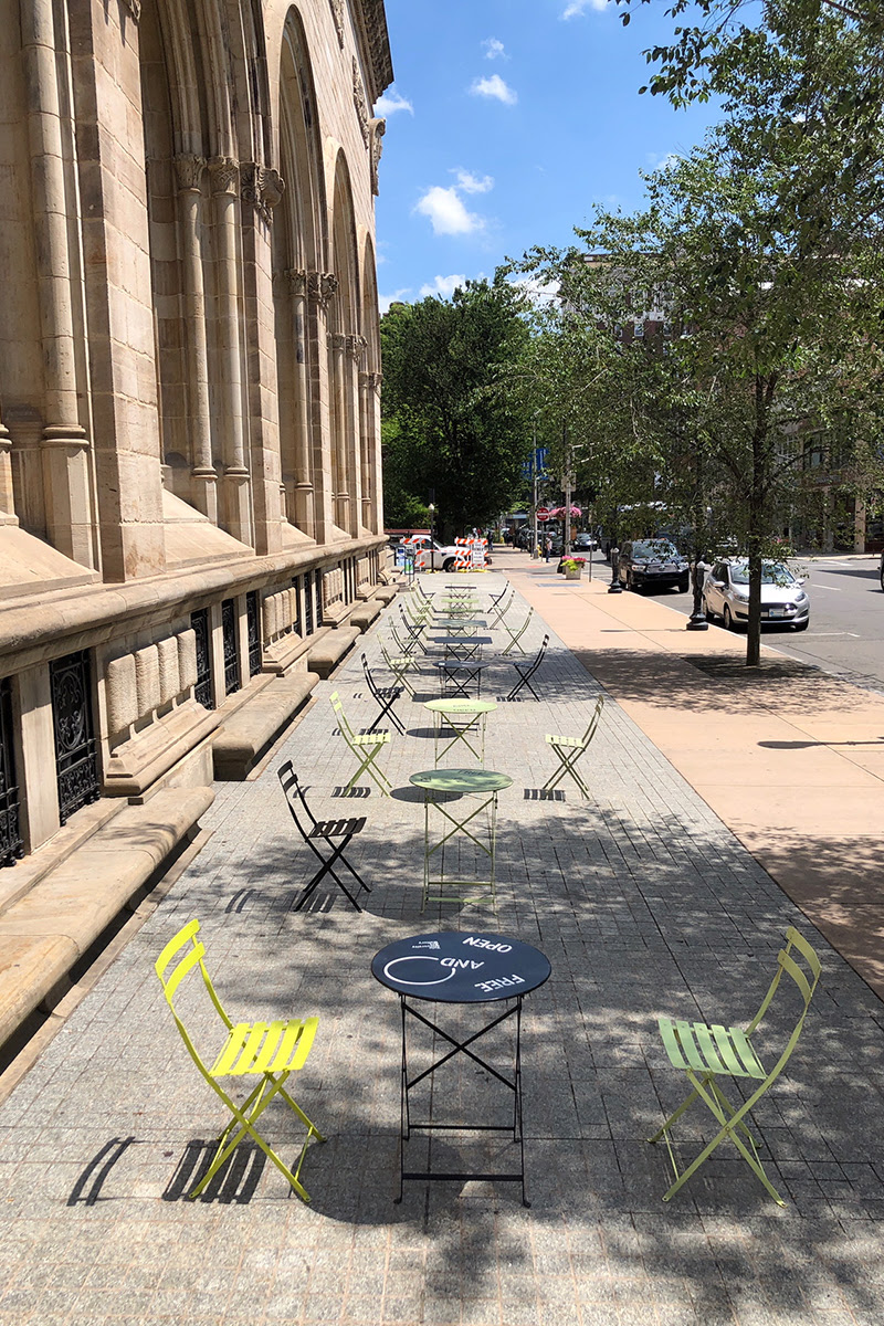 Physically distanced cafe tables along the Chapel Street facade of the Old Yale Art Gallery