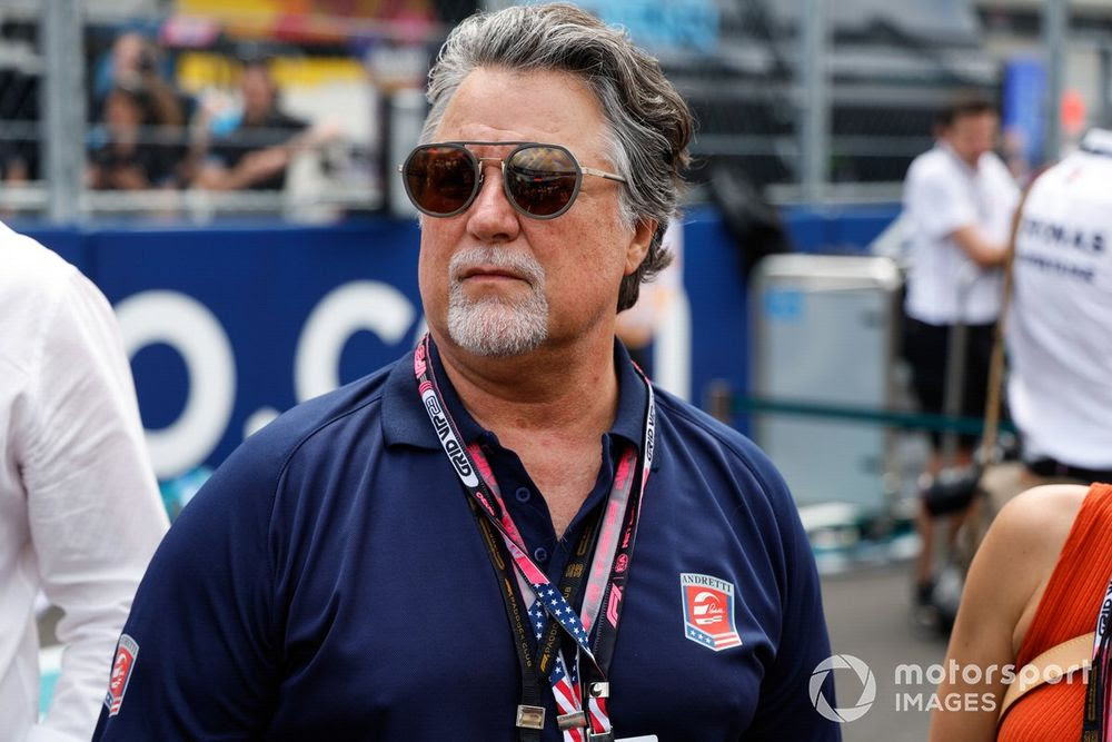 Michael Andretti on the grid