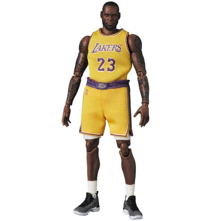 Image of Medicom: MAFEX NBA Lebron James figure - DECEMBER 2020
