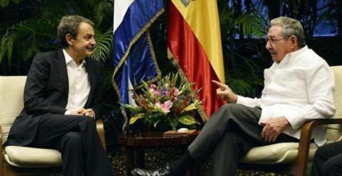 Zapatero y Raúl Castro durante su reunión en La Habana. / FOTO: Granma.