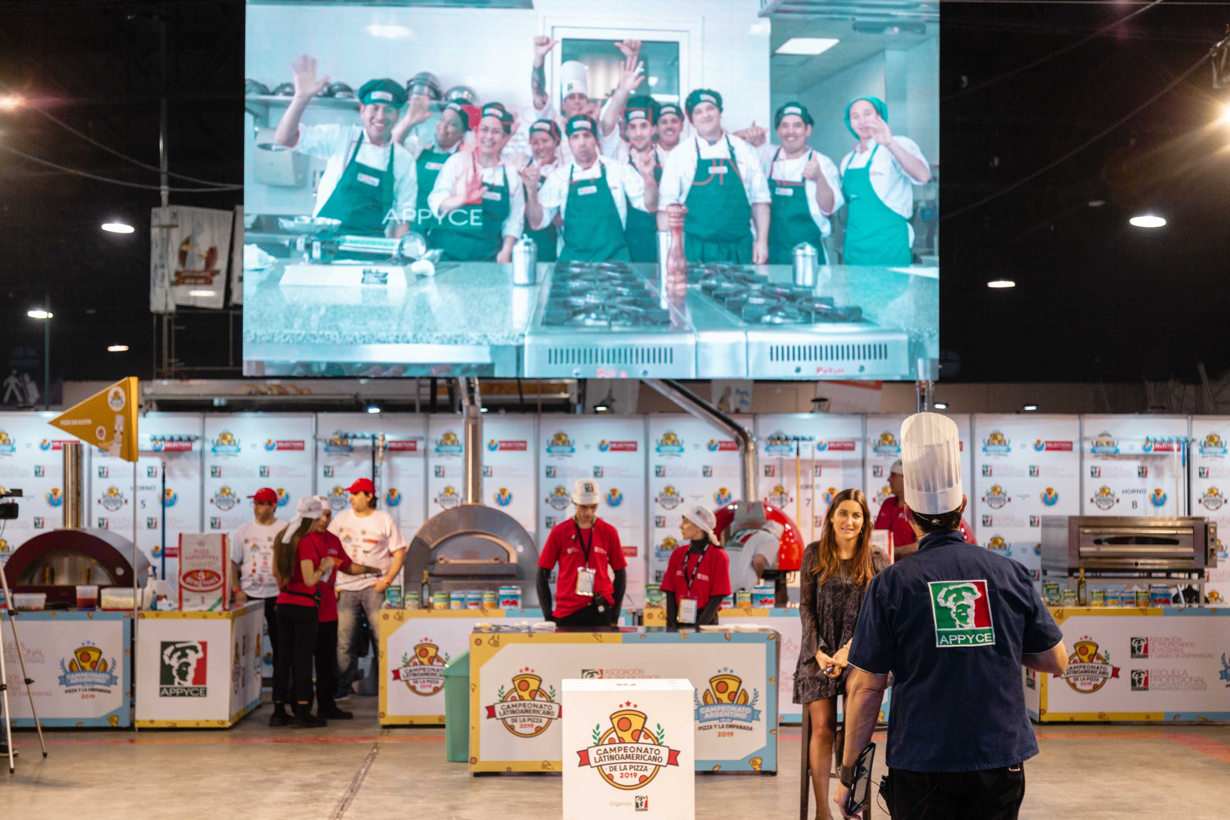 Foto del campeonato argentino de la pizza y la empanada