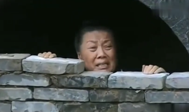 Phong tục tang lễ tàn khốc nhất Trung Quốc: &quot;Chôn sống&quot; cha mẹ già - Ảnh 7.
