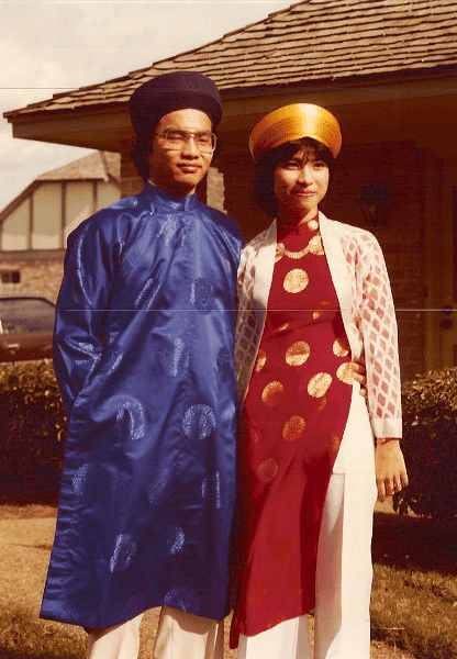 Bà Loan cùng chồng là ông Đào Tuấn trong ngày cưới vào năm 1982.