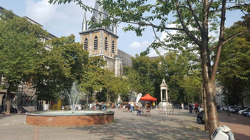 File:Liège-Place Saint-Paul (3).jpg