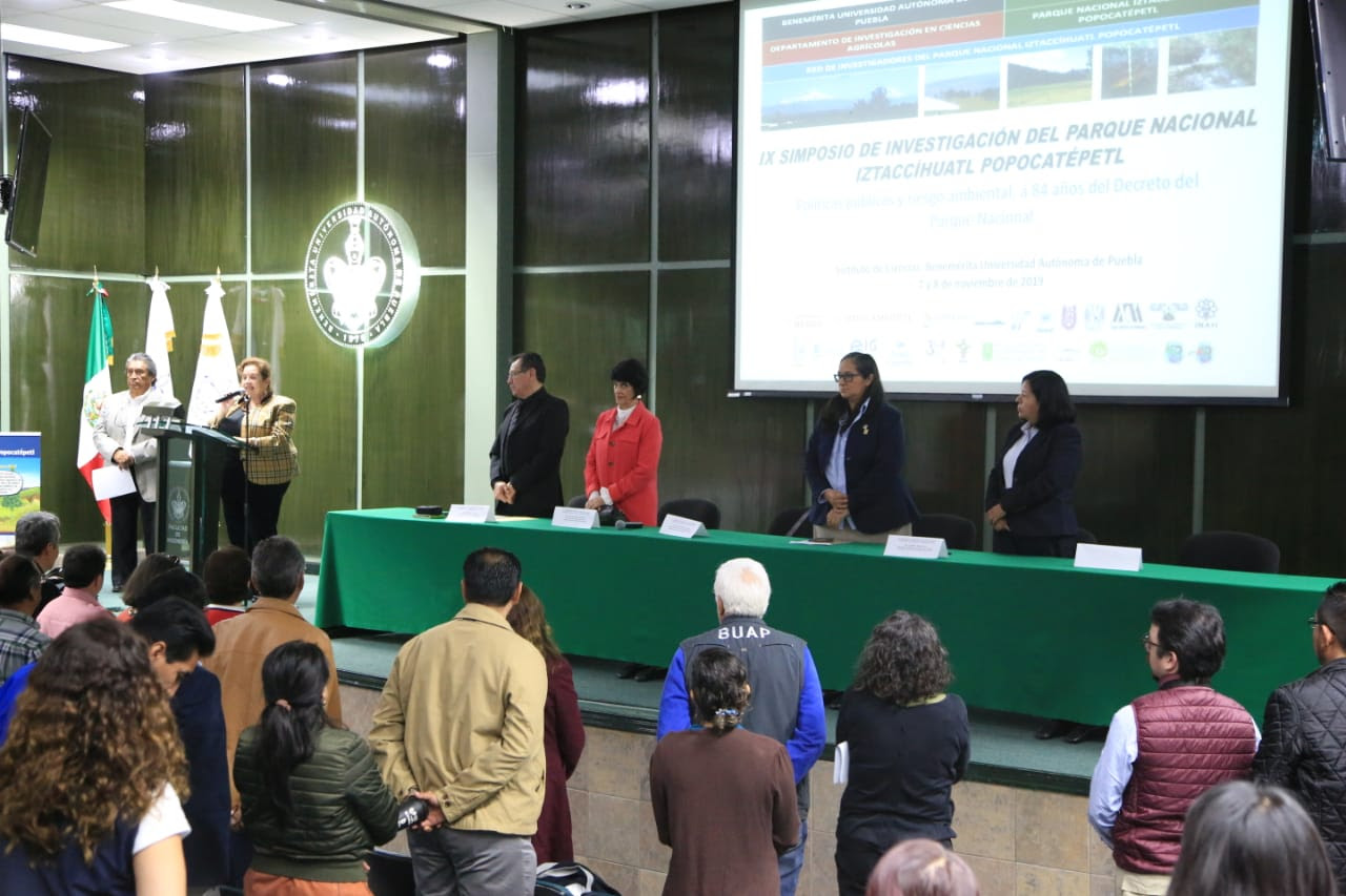 Por mineras canadienses se duplicó la pérdida de suelos y se elevó el valor de la divisa de Canadá
