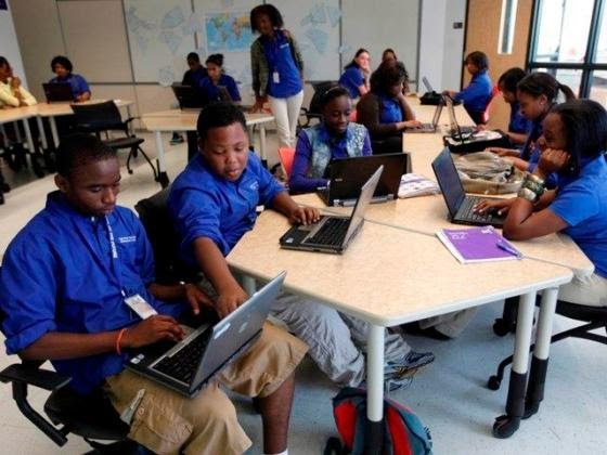 philly_school_of_the_future_bridges_the_gap_to_graduation.jpg
