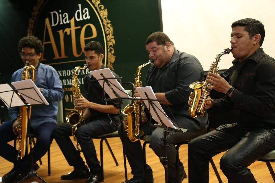 Quarteto de Saxofones Artsax em apresentação pela comemoração do dia da arte. (Foto: Divulgação/Nova Acrópole)