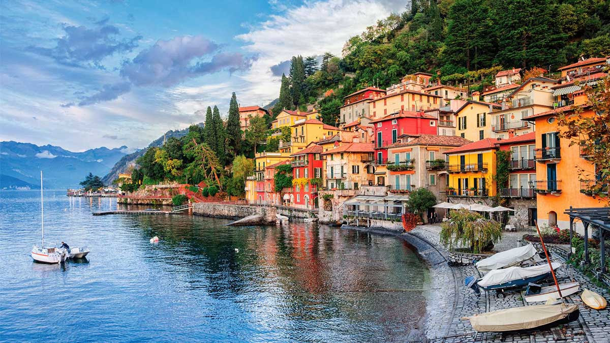 Resort town Menaggio on lake Como, Milan, Italy.