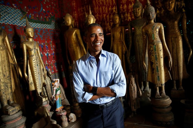 Tổng thống Obama dạo phố, uống nước dừa ở Lào - Ảnh 4.