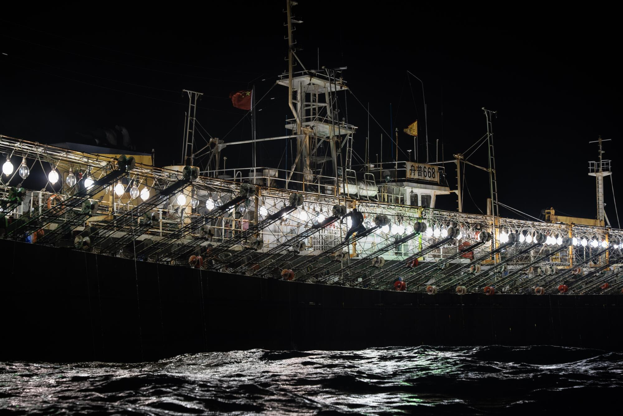 Chinese squid-fishing crews seek to escape beatings and more - Los