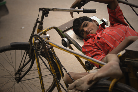 Polio disease in India - Photos by Kristian Bertel - [ i m a g e r y ]